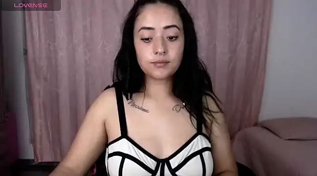 jjulietha95 online show from February 2025 07:31:02 AM