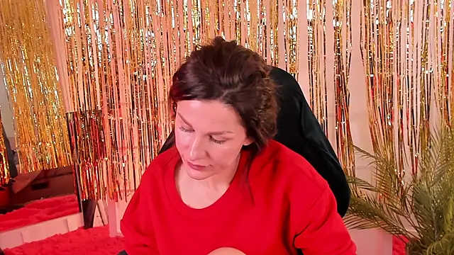 Snapshot of April_o_Nill chatting on December 2025 09:00:01 AM April o Nill online show from December 2025 09:00:01 AM