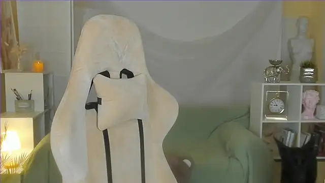 April o Nill online show from March 2025 02:55:02 PM