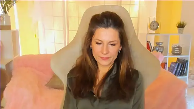 April o Nill online show from January 2025 12:09:02 PM