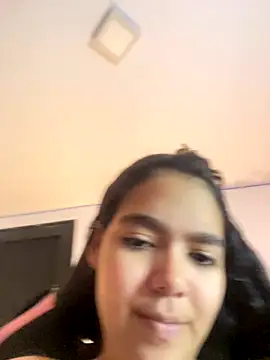 Snapshot of Victoriacarmo chatting on November 2025 02:05:02 AM Victoriacarmo online show from November 2025 02:05:02 AM