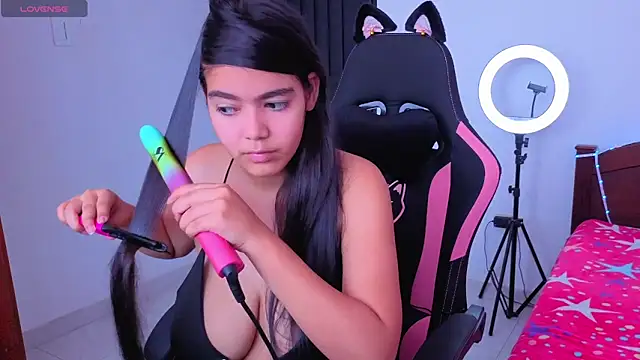 Victoriacarmo online show from September 2025 04:46:01 PM