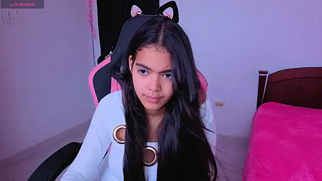 Victoriacarmo online show from February 2026 03:54:02 PM