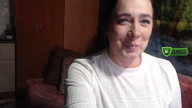 Snapshot of RositaSky chatting on October 2025 05:19:02 AM RositaSky online show from October 2025 05:19:02 AM