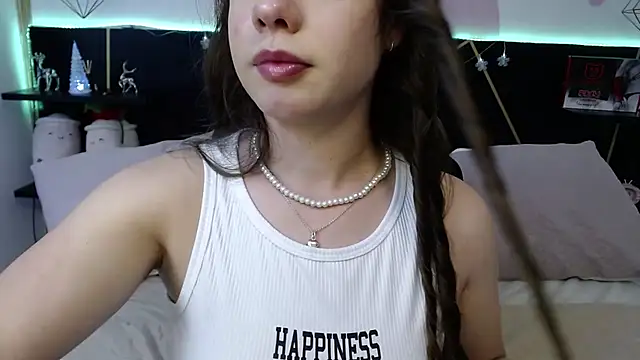 Snapshot of DanniAbbey chatting on December 2025 08:04:02 PM DanniAbbey online show from December 2025 08:04:02 PM