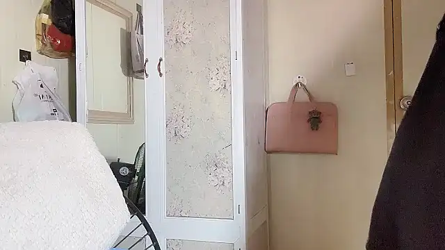 LinhChi 9x online show from March 2026 12:53:02 AM