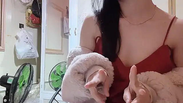 LinhChi 9x online show from February 2026 01:36:02 AM