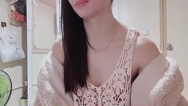 LinhChi 9x online show from December 2025 12:32:01 AM