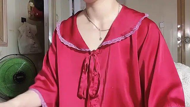 LinhChi 9x online show from April 2026 01:01:01 AM