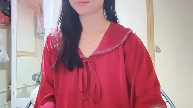 LinhChi 9x online show from March 2026 01:36:01 PM