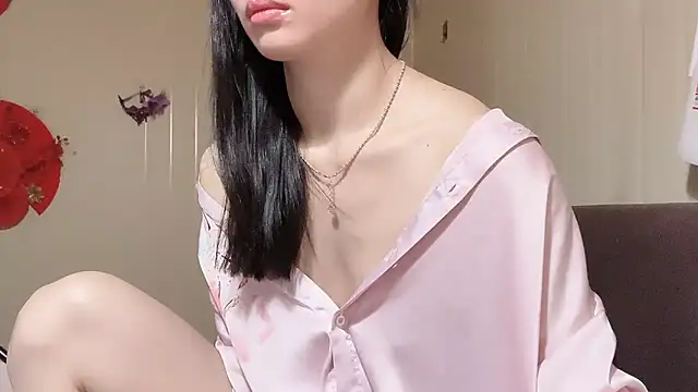 LinhChi 9x online show from May 2026 12:01:02 AM