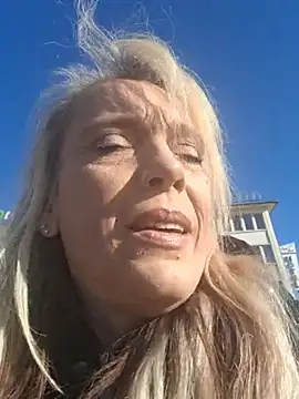 Snapshot of Fantasie-Hot-Sarah chatting on March 2025 07:57:01 AM Fantasie-Hot-Sarah online show from March 2025 07:57:01 AM