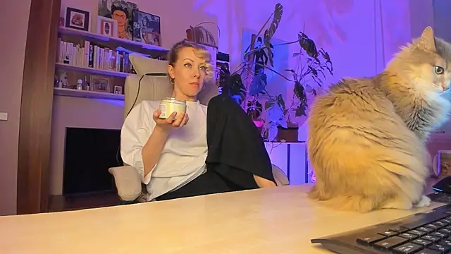 LylithSkye online show from March 2026 04:16:02 PM