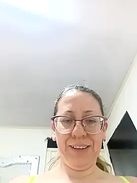 miss hanna07 online show from September 2025 10:29:02 AM