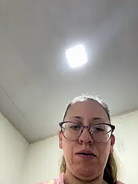 miss hanna07 online show from September 2025 03:12:02 AM