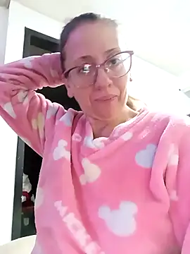 miss hanna07 online show from November 2025 02:48:01 AM