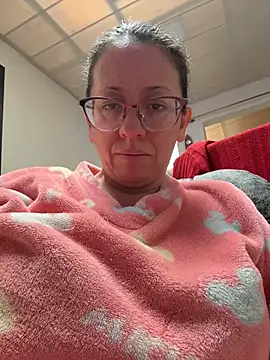 miss hanna07 online show from November 2025 03:16:02 PM