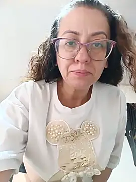 miss hanna07 online show from June 2026 06:35:02 PM