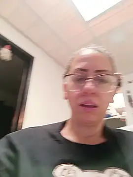 miss hanna07 online show from November 2025 04:10:05 PM