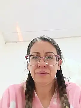 miss hanna07 online show from July 2026 01:22:01 PM