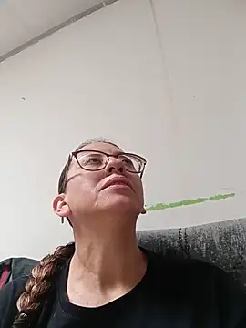miss hanna07 online show from May 2026 04:02:01 PM