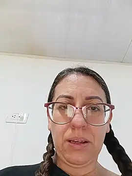 miss hanna07 online show from July 2026 04:51:01 PM