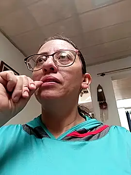 miss hanna07 online show from April 2026 04:49:01 PM