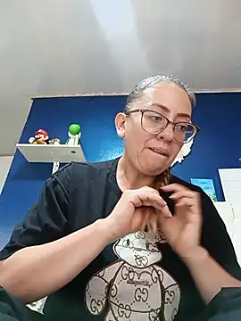 miss hanna07 online show from June 2026 06:01:01 PM