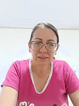 miss hanna07 online show from June 2026 02:11:02 AM