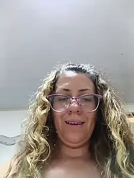 miss hanna07 online show from November 2025 09:48:02 PM