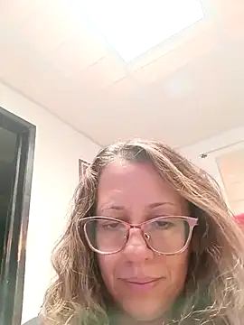 miss hanna07 online show from March 2025 06:56:01 PM