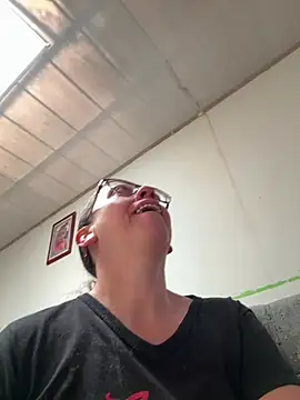 miss hanna07 online show from March 2026 03:29:01 PM