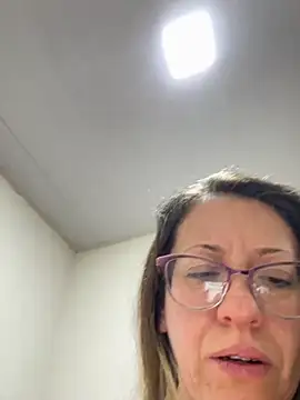 miss hanna07 online show from September 2025 09:26:02 AM