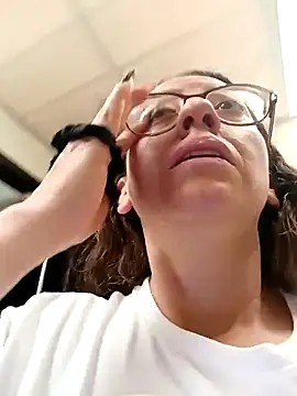 miss hanna07 online show from October 2025 04:50:01 PM