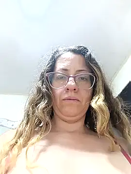 miss hanna07 online show from November 2025 12:32:02 AM