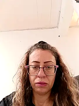 miss hanna07 online show from December 2025 04:09:02 PM