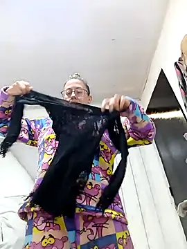 miss hanna07 online show from November 2025 12:19:02 PM