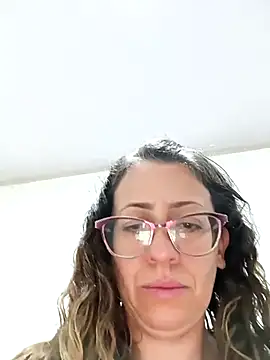 miss hanna07 online show from December 2025 02:16:01 AM