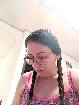 miss hanna07 online show from April 2026 04:10:02 PM