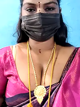 Snapshot of mayaa2u chatting on July 2026 07:41:02 AM mayaa2u online show from July 2026 07:41:02 AM