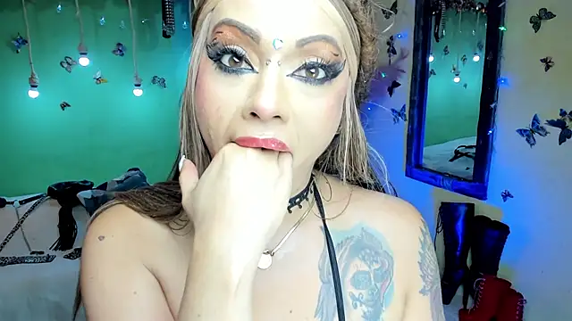 angelina james  online show from June 2026 09:56:01 PM