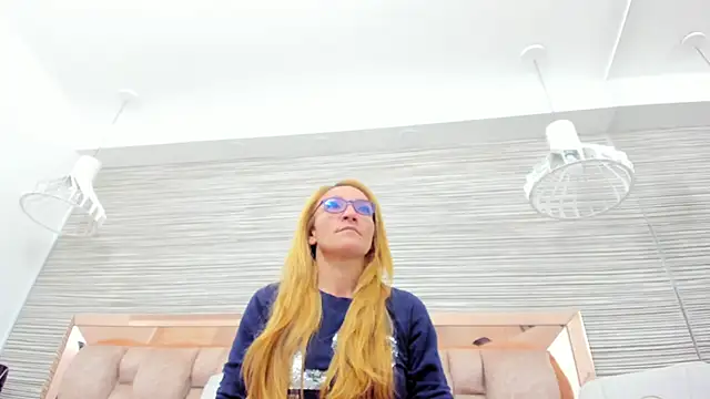 maddy cartter online show from September 2025 11:04:01 AM