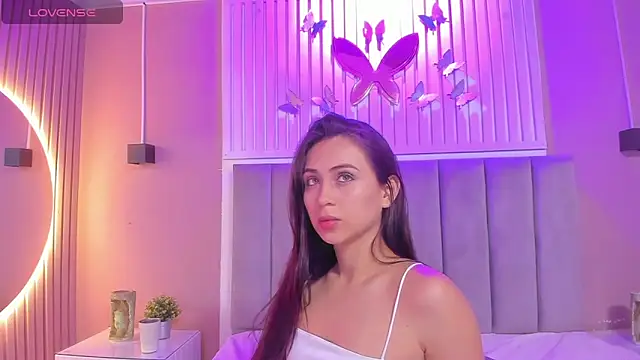 diosa cristal online show from October 2025 03:51:02 AM