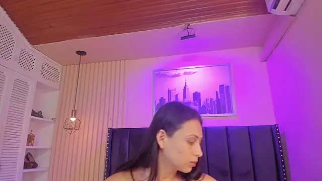 Snapshot of diosa_cristal chatting on July 2026 03:35:02 AM diosa cristal online show from July 2026 03:35:02 AM