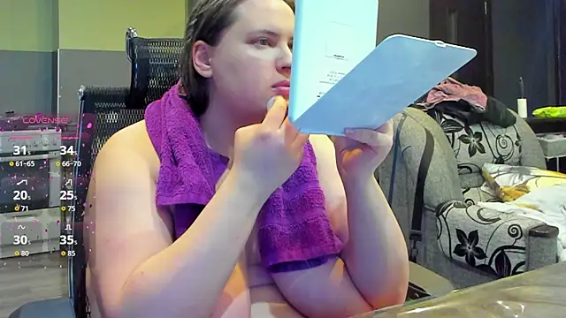 Snapshot of 1lindsey1 chatting on October 2025 01:04:02 PM 1lindsey1 online show from October 2025 01:04:02 PM