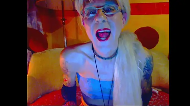 cuxladyboy online show from October 2025 12:47:01 AM