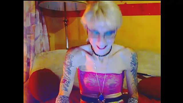 cuxladyboy online show from March 2025 01:43:02 AM