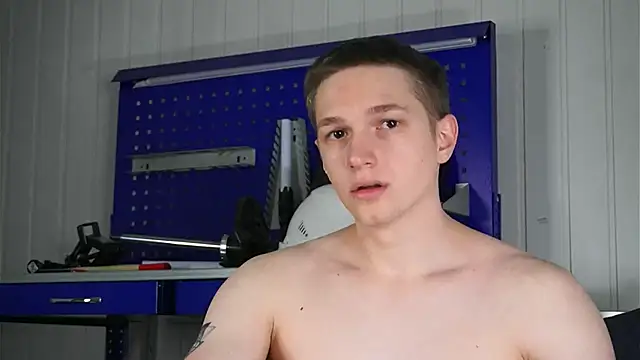 dustyn fox online show from February 2026 09:44:02 AM