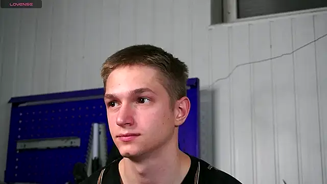 Snapshot of dustyn_fox chatting on November 2025 03:05:01 PM dustyn fox online show from November 2025 03:05:01 PM