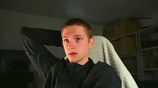 dustyn fox online show from April 2026 07:00:01 AM